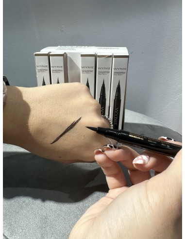 EYELINER LIQUID